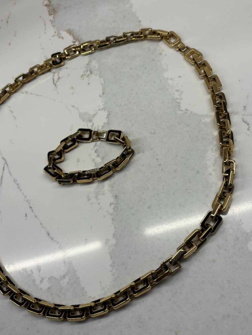 ANN TAYLOR GOLD BLACK ENAMEL & RHINESTONE GEOMETRIC LINK NECKLACE & BRACELET SET
